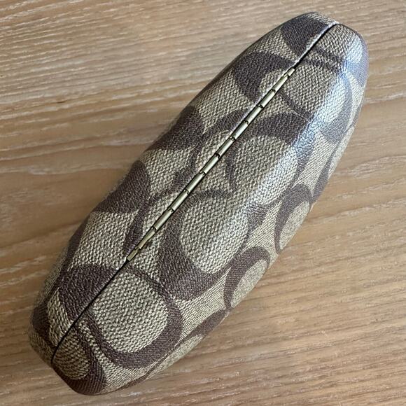 Coach Signature Monogram Hard Clamshell Glasses Case - Picture 5 of 6